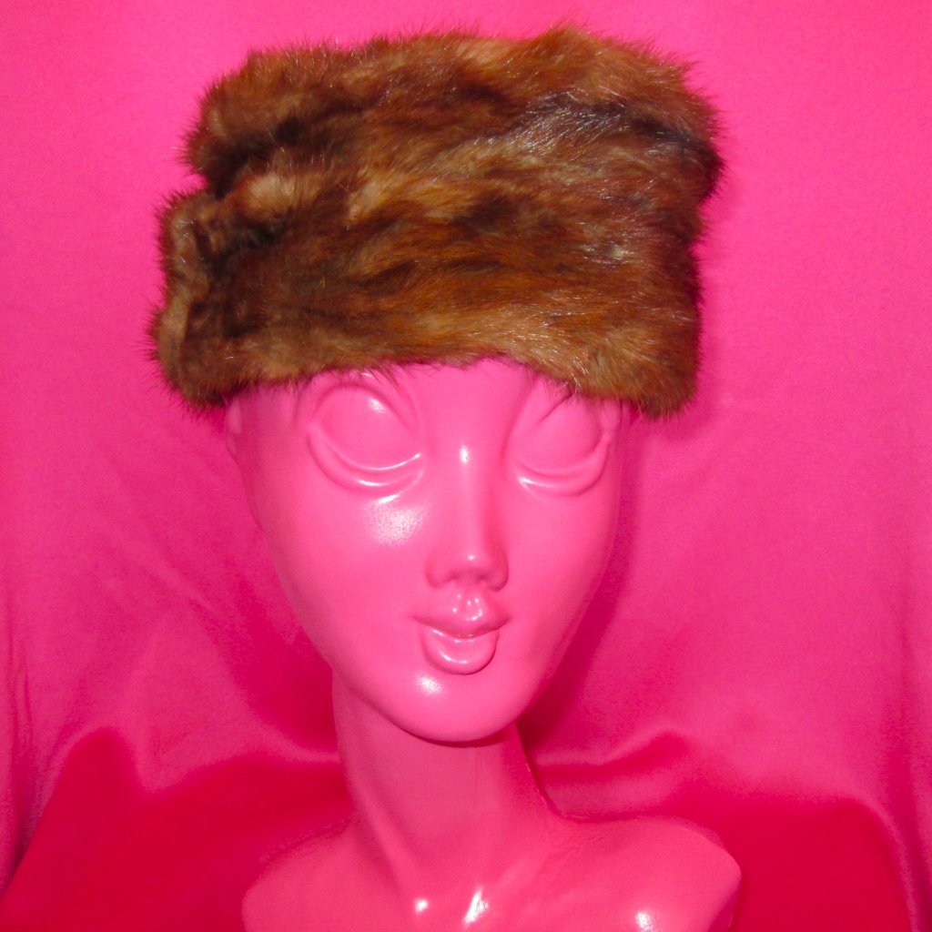 1960s Vintage Brown Fur Pillbox Winter Hat